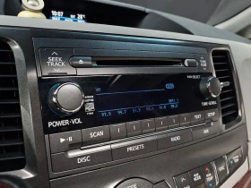 Toyota Sienna 3.5 2GR Automatic, снимка 13
