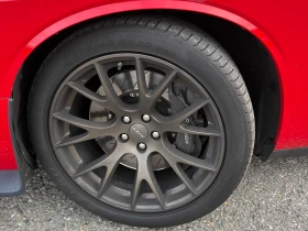 Dodge Challenger SRT Hellcat, снимка 11