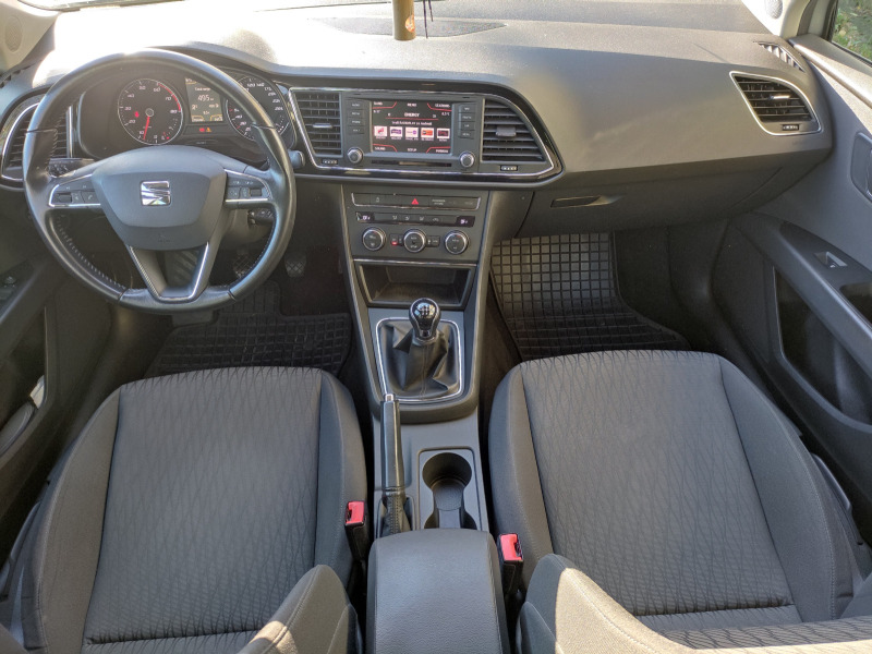 Seat Leon 1.4 TGI ST, снимка 9 - Автомобили и джипове - 46238955
