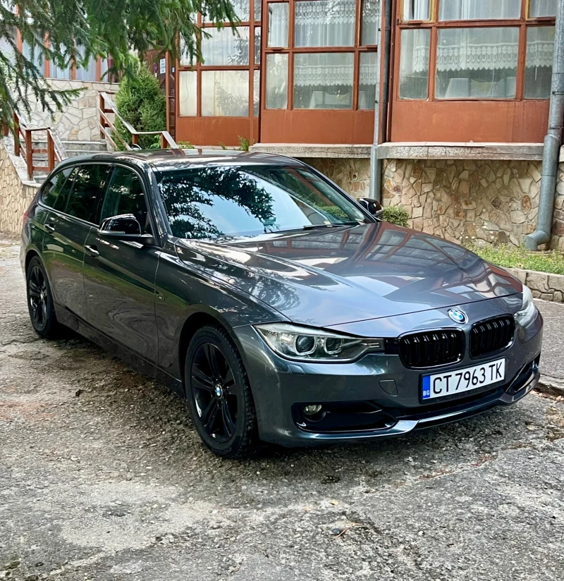 BMW 320 Sport/Carplay/Navi/2.0, снимка 1 - Автомобили и джипове - 47324787