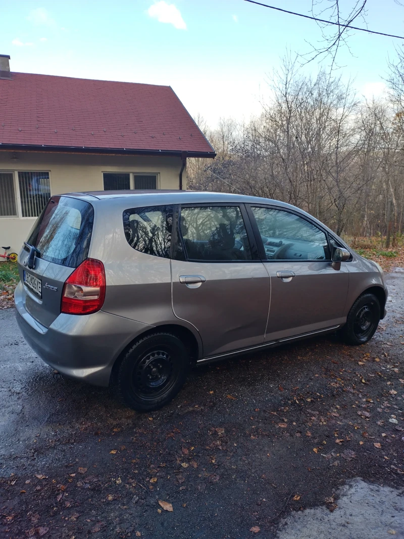 Honda Jazz, снимка 3 - Автомобили и джипове - 48527049