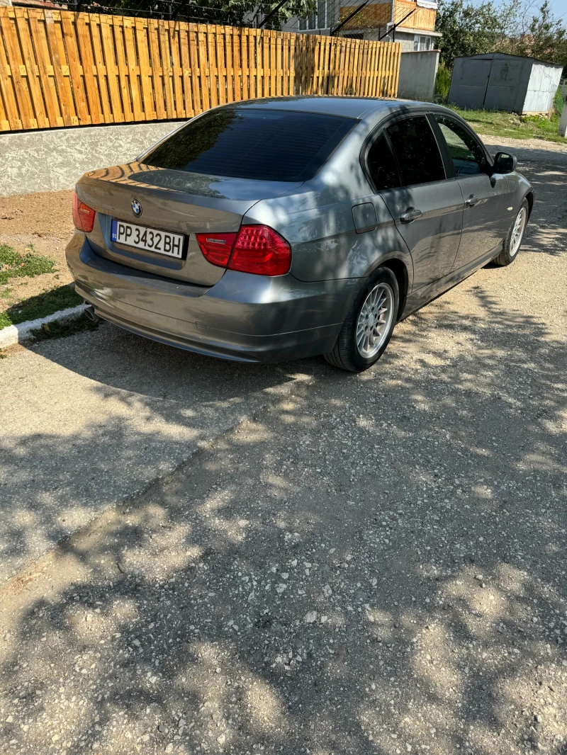 BMW 318 D Facelift, снимка 4 - Автомобили и джипове - 49565399