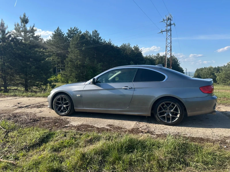BMW 320 Xdrive Facelift , снимка 3 - Автомобили и джипове - 52394533