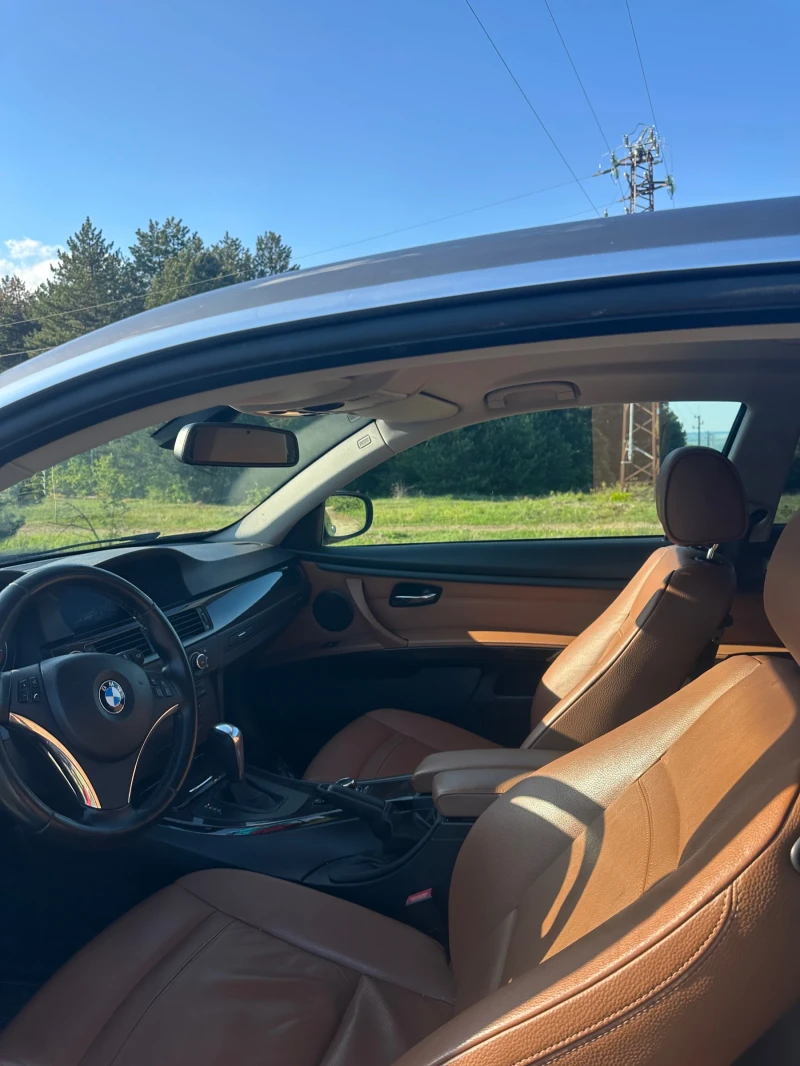 BMW 320 Xdrive Facelift , снимка 7 - Автомобили и джипове - 52394533