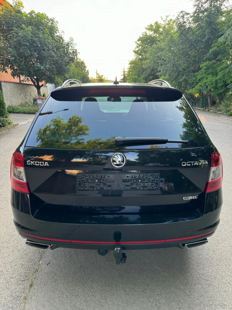 Skoda Octavia  2.0 TDI VRS* DSTR* PANORAMA* CANTON* KEYLESS, снимка 7 - Автомобили и джипове - 51418011