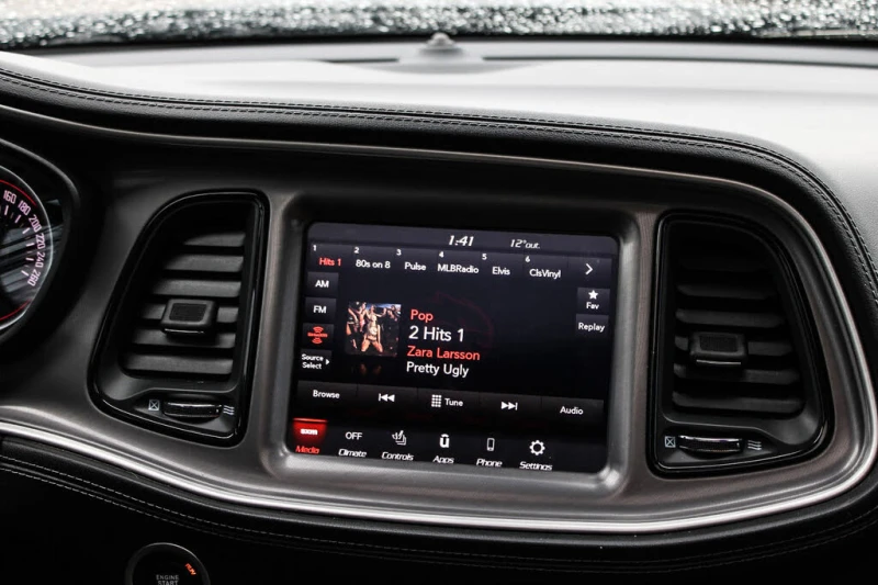 Dodge Challenger RWD * АвтоКредит* (НАЛИЧНА В БГ), снимка 11 - Автомобили и джипове - 53278073