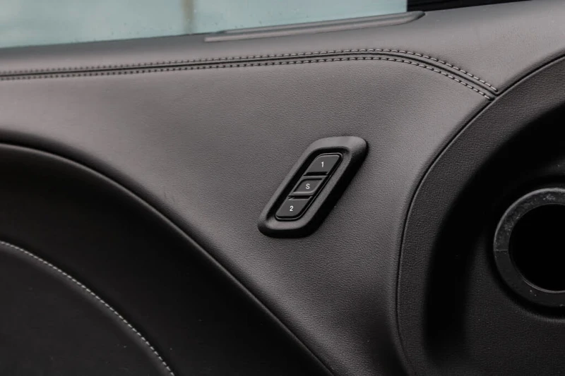 Dodge Challenger RWD * АвтоКредит* (НАЛИЧНА В БГ), снимка 8 - Автомобили и джипове - 53278073