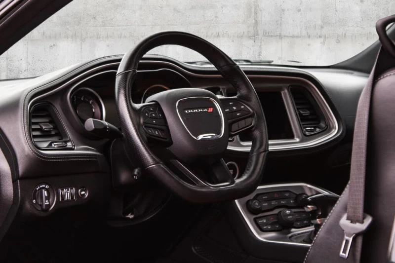 Dodge Challenger RWD * АвтоКредит* (НАЛИЧНА В БГ), снимка 9 - Автомобили и джипове - 53278073