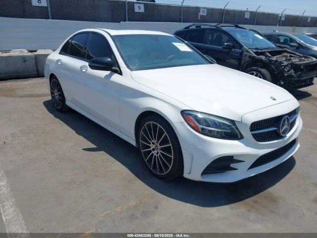 Mercedes-Benz C 300 CARFAX АВТО КРЕДИТ - 38900 лв. - 97515360 1