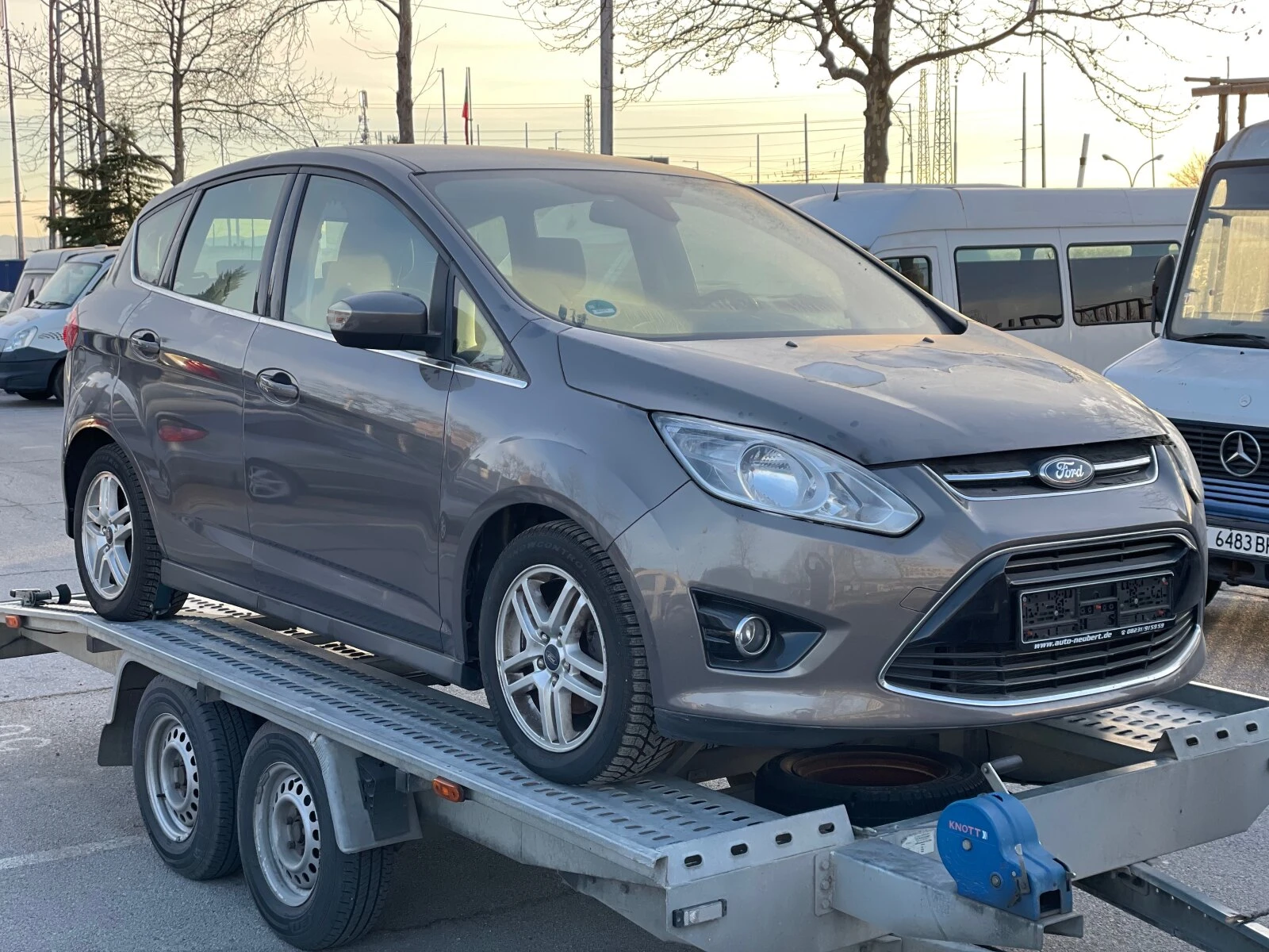 Ford C-max 1.0i 125кс - изображение 2