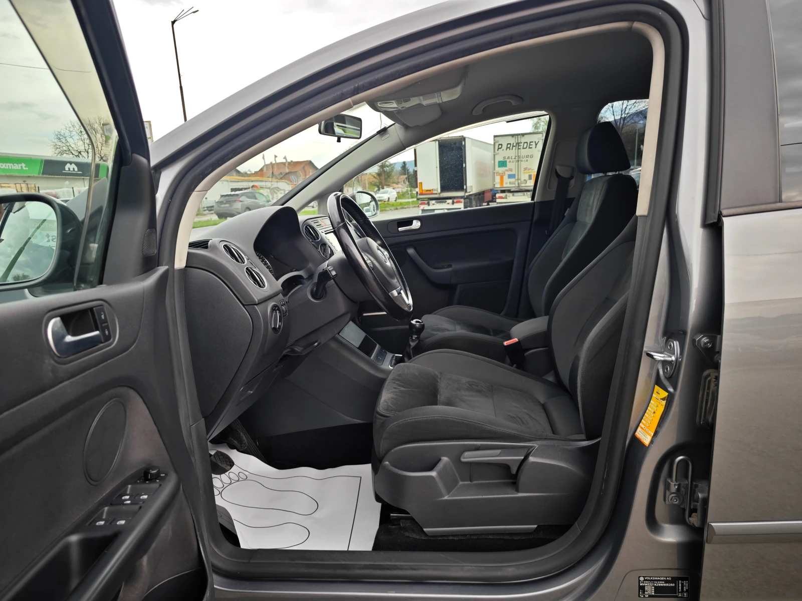 VW Golf Plus 2, 0 tdi - изображение 9