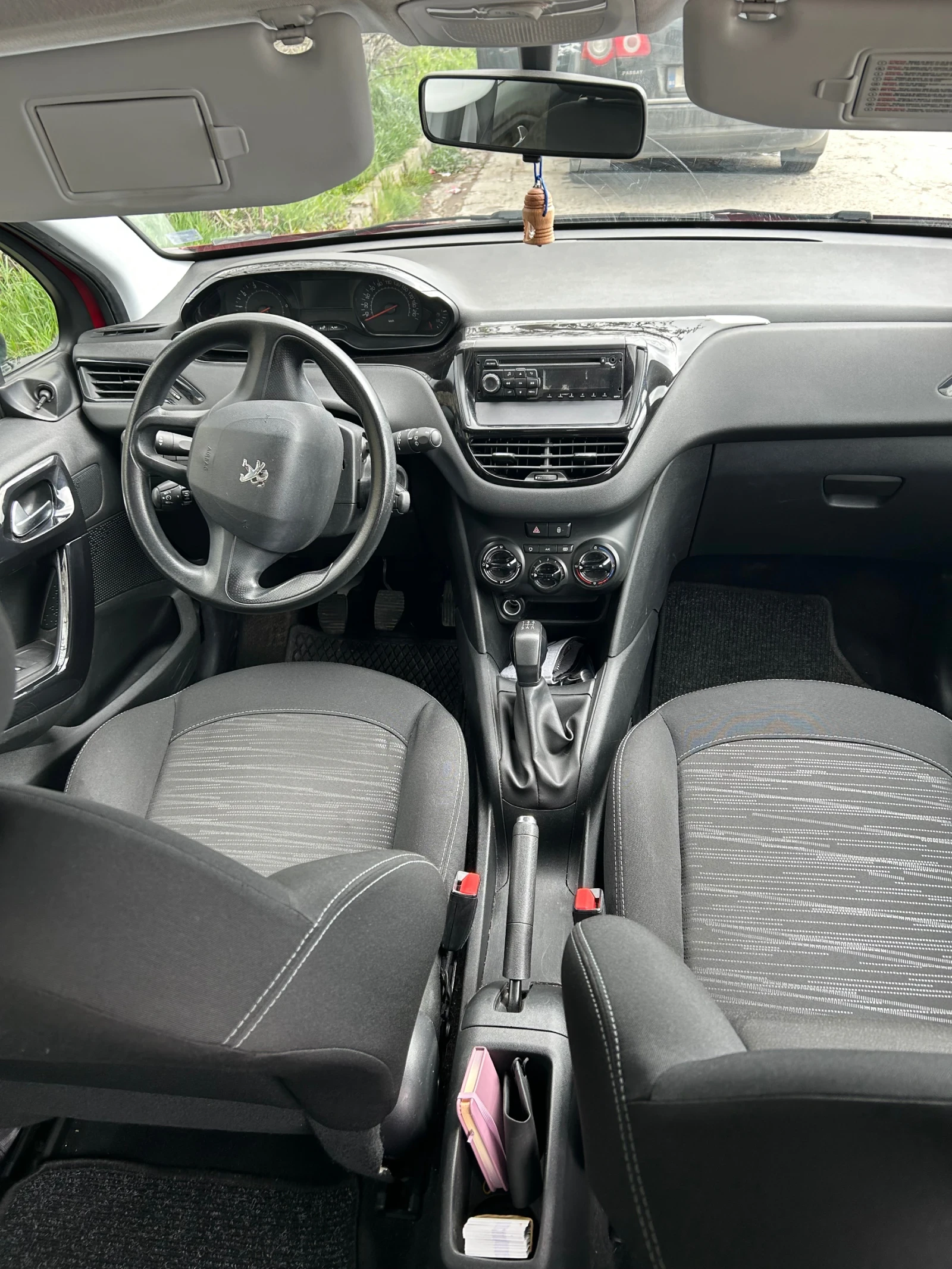 Peugeot 208 Хетчбек - изображение 5