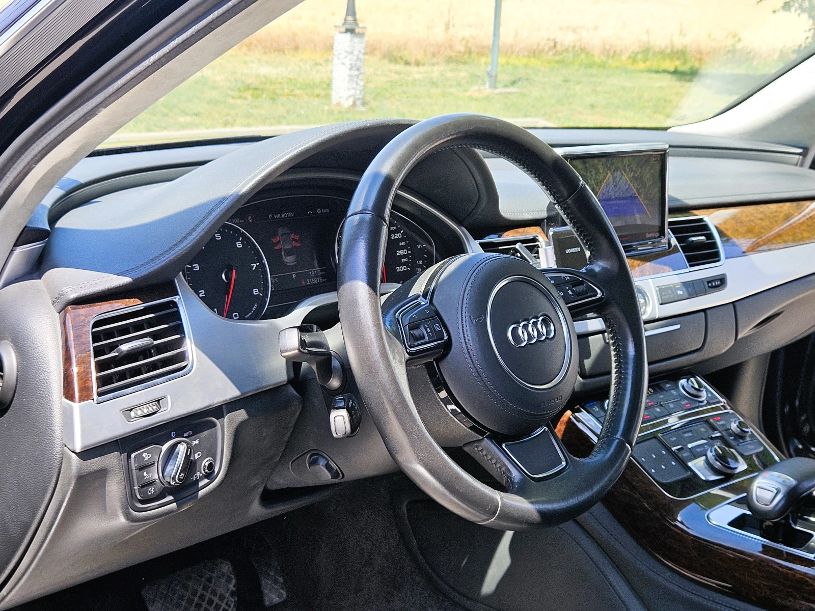Audi A8 4.2 FSI - изображение 4