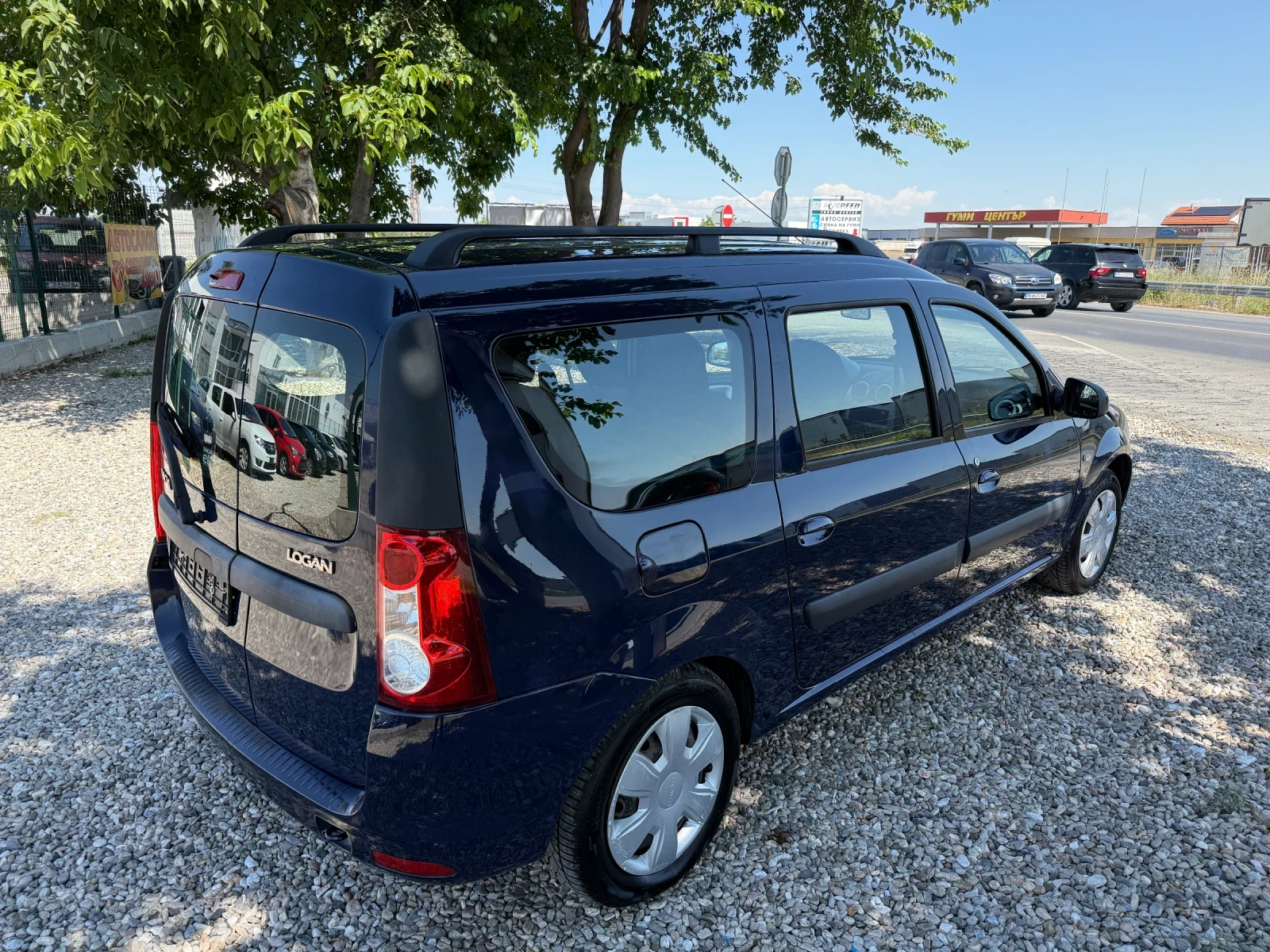 Dacia Logan 1.6 i Gaz - изображение 5
