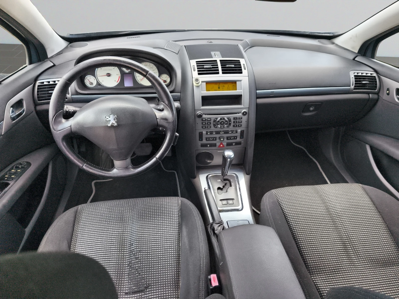 Peugeot 407 КЛИЕНТСКИ АВТОМОБИЛ - изображение 9