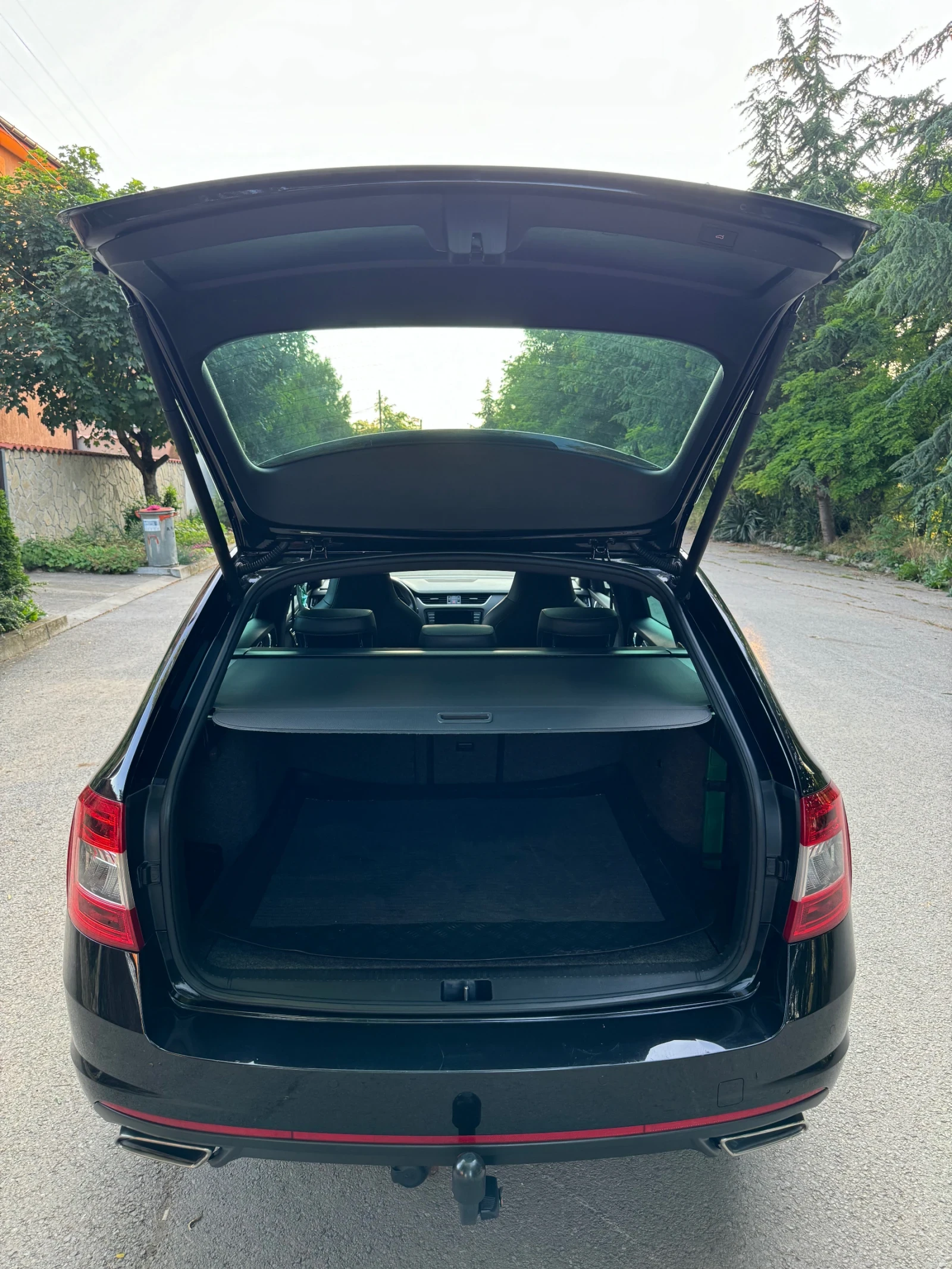 Skoda Octavia  2.0 TDI VRS* DSTR* PANORAMA* CANTON* KEYLESS | Mobile.bg   16