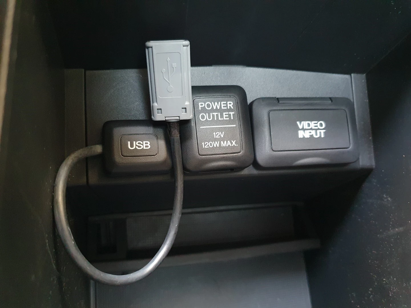 Honda Civic 1.8i-VTEC Keyless NAVI Panorama TUV 2027. | Mobile.bg   17