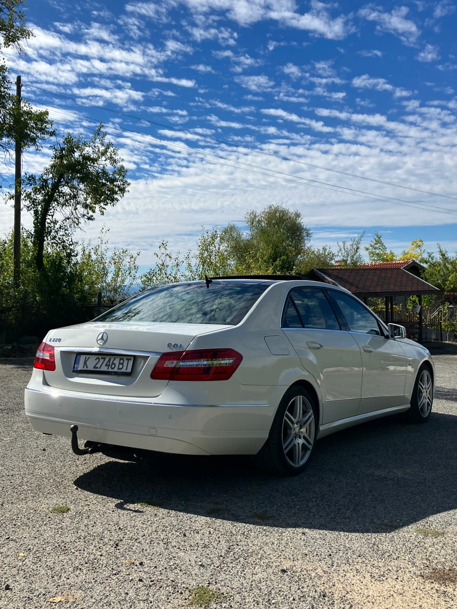 Mercedes-Benz E 220  - изображение 6