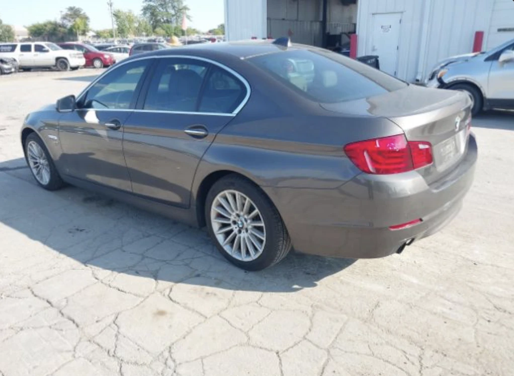 BMW 535 I XDRIVE - изображение 3