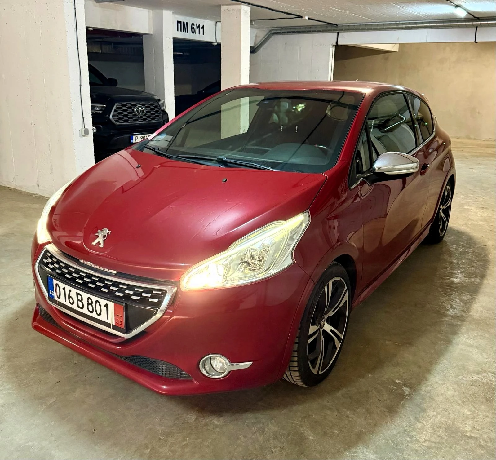 Peugeot 208 GTi TURBO 200 �.�. 2015�. | Mobile.bg � ����������� 1