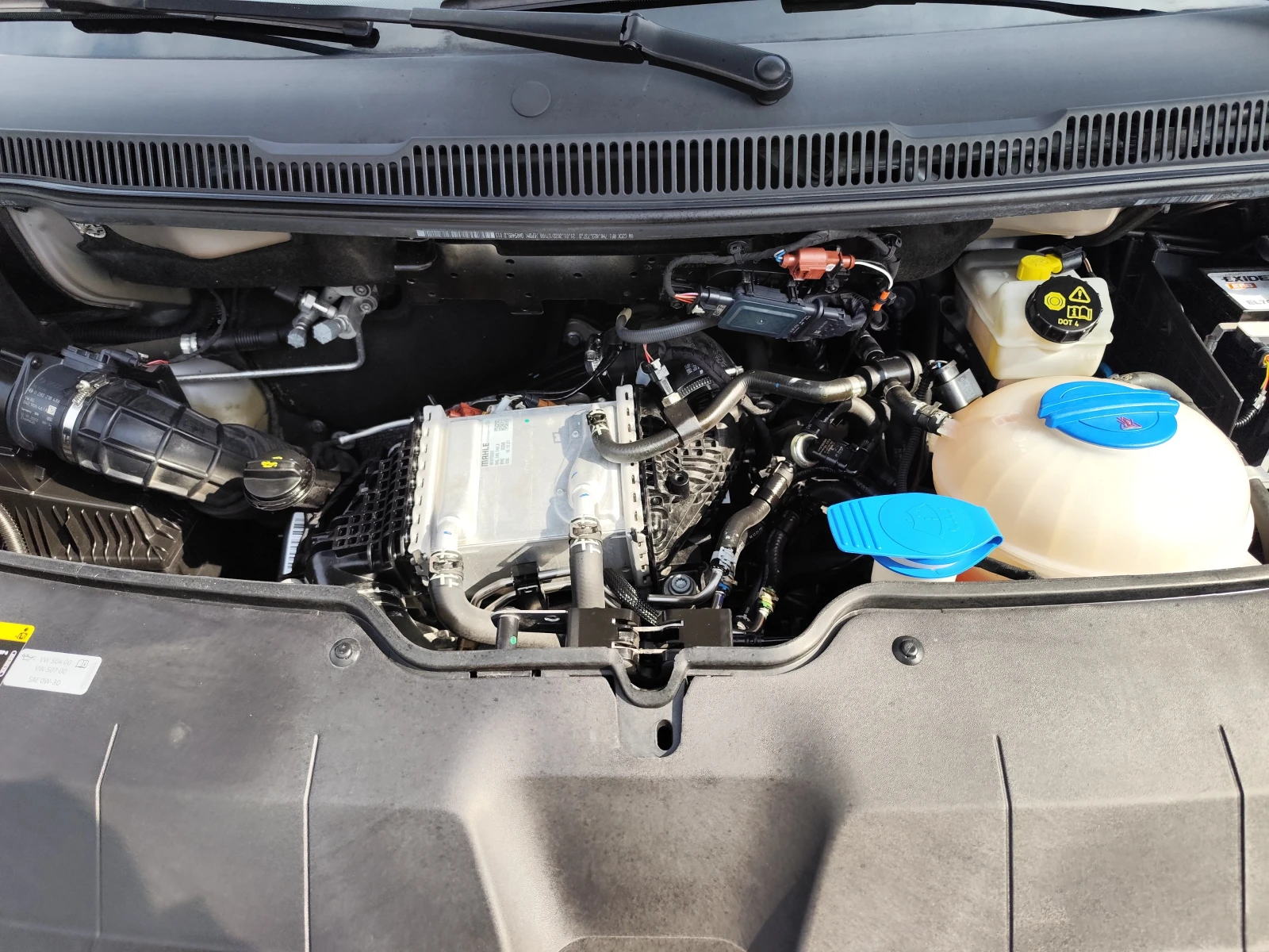 VW Multivan CARAVELLE* 2.0TDi* 9 MECTA* 4 MOTION* DSG* , снимка 15 - Автомобили и джипове - 53706252