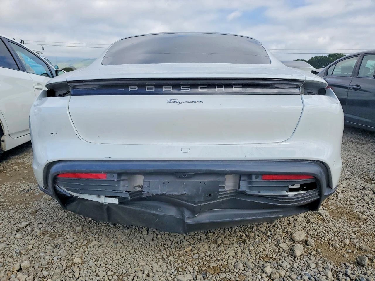 Porsche Taycan RWD, снимка 6 - Автомобили и джипове - 53983669
