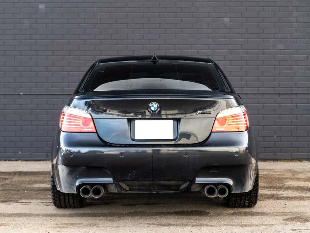BMW M5  5.0L V10 RWD / CARFAX /HEAD UP /HARMAN KARDON/ | Mobile.bg � ����������� 4