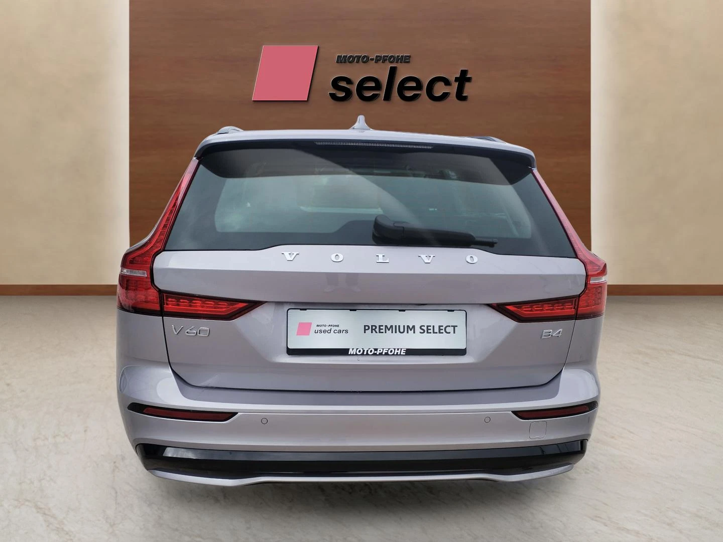 Volvo V60 2, 0, снимка 6 - Автомобили и джипове - 54306894