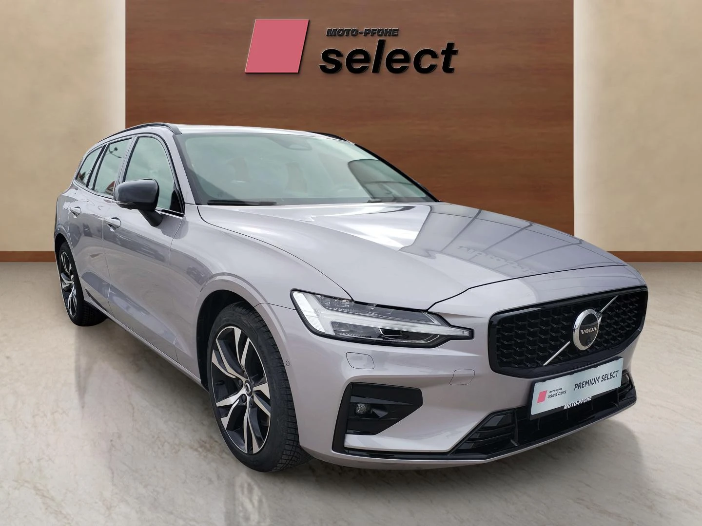 Volvo V60 2, 0, снимка 3 - Автомобили и джипове - 54306894