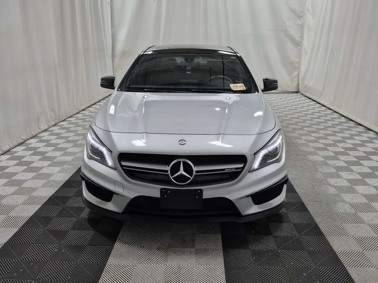 Mercedes-Benz CLA 45 AMG CARFAX/ПАНОРАМА/ПОДГРЕВ/НАВИ/ПАМЕТ, снимка 2 - Автомобили и джипове - 54512473