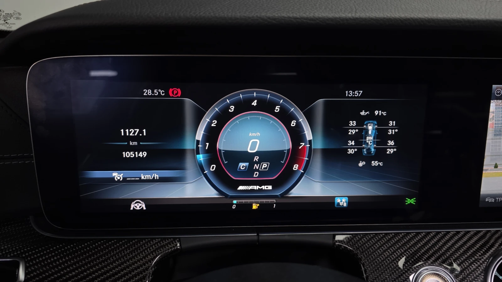 Mercedes-Benz E 63 AMG BURMESTER* МАСАЖ* SOFT CLOSE* HUD* КРАЙНА ЦЕНА, снимка 8 - Автомобили и джипове - 55982692