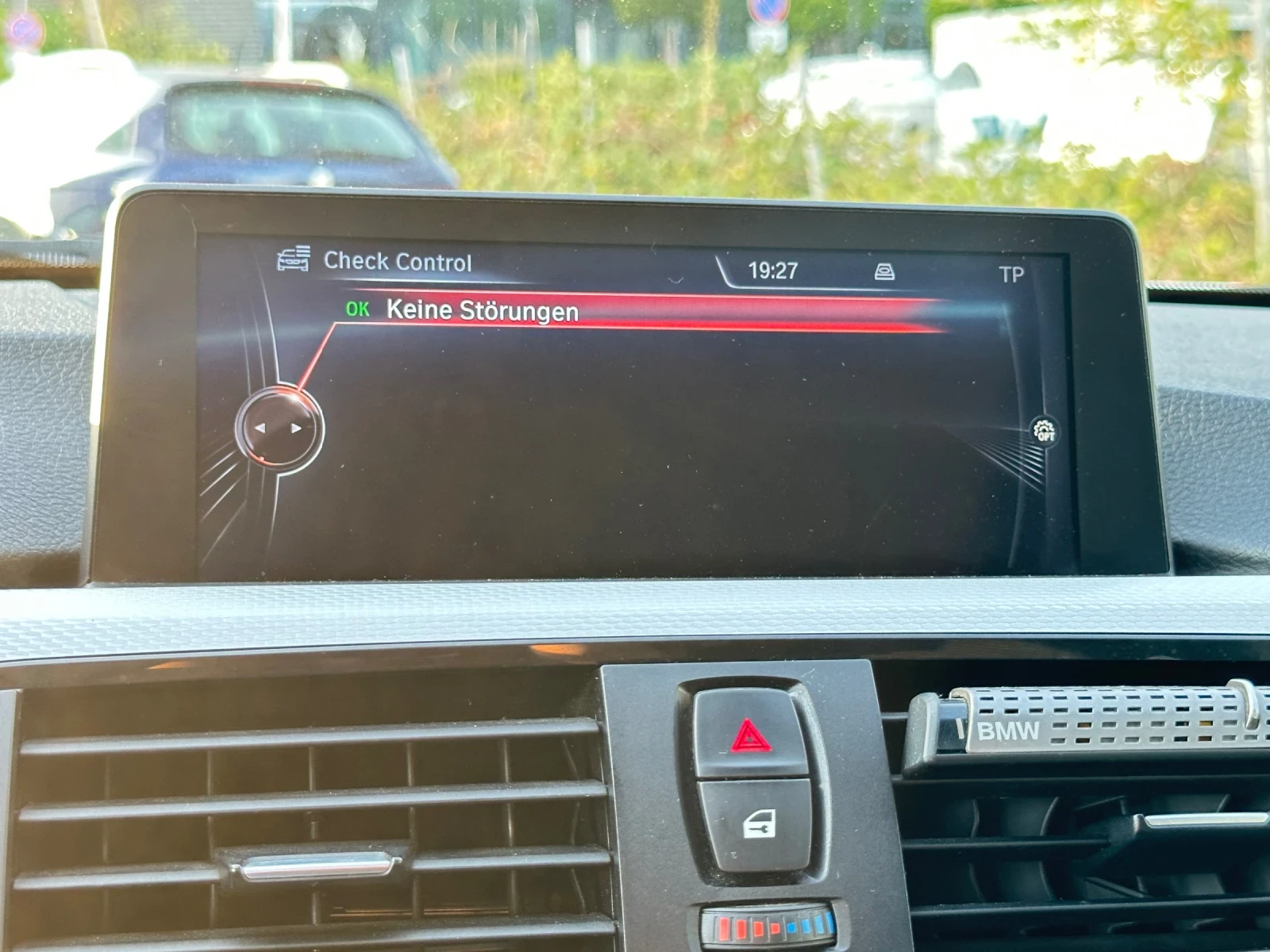 BMW 320, снимка 13 - Автомобили и джипове - 56437290
