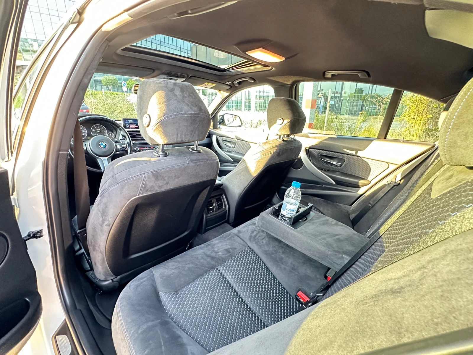 BMW 320, снимка 14 - Автомобили и джипове - 56437290