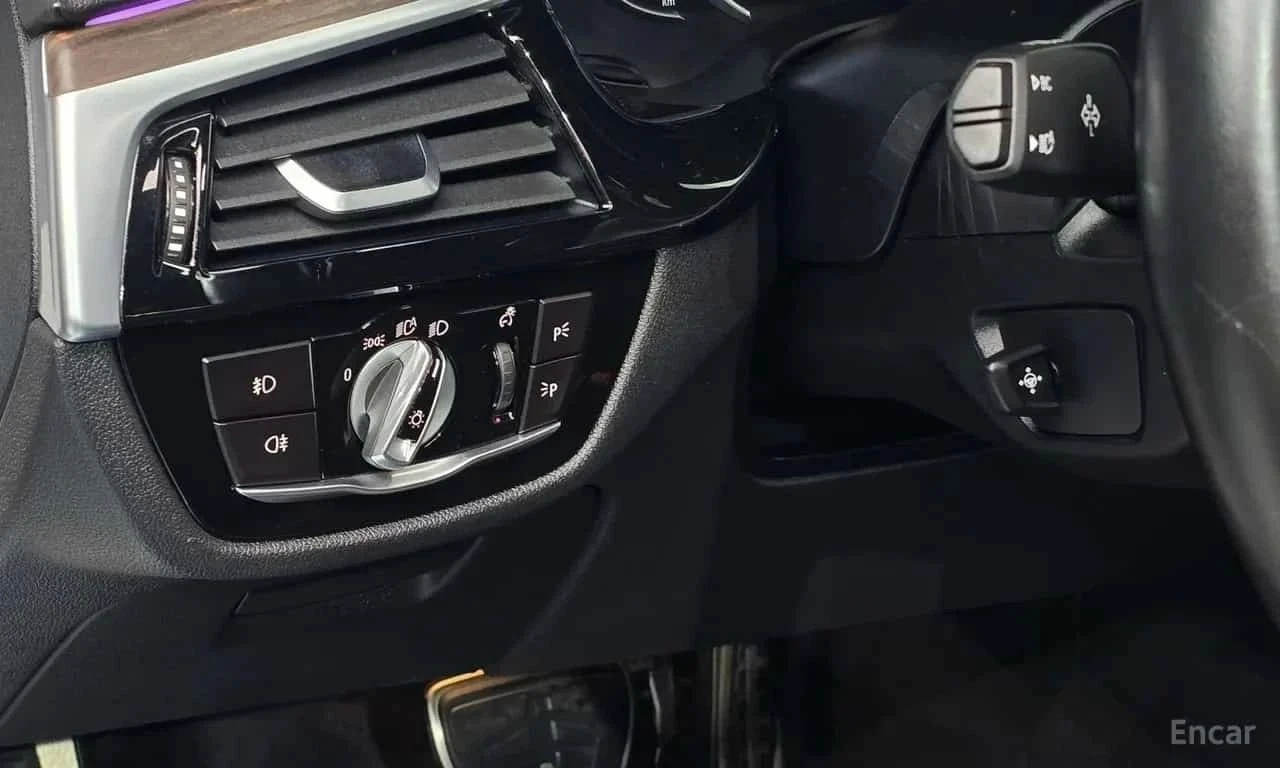 BMW 520, снимка 10 - Автомобили и джипове - 56707428