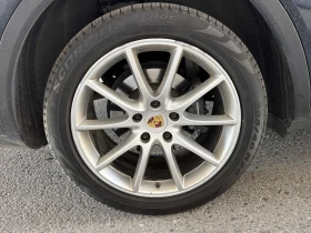Porsche Cayenne * АВТО КРЕДИТ* ЦЕНА ДО БГ * СЕРВИЗНА ИСТОРИЯ *  - 59999 лв. / 30677.00 € - 19000646 6