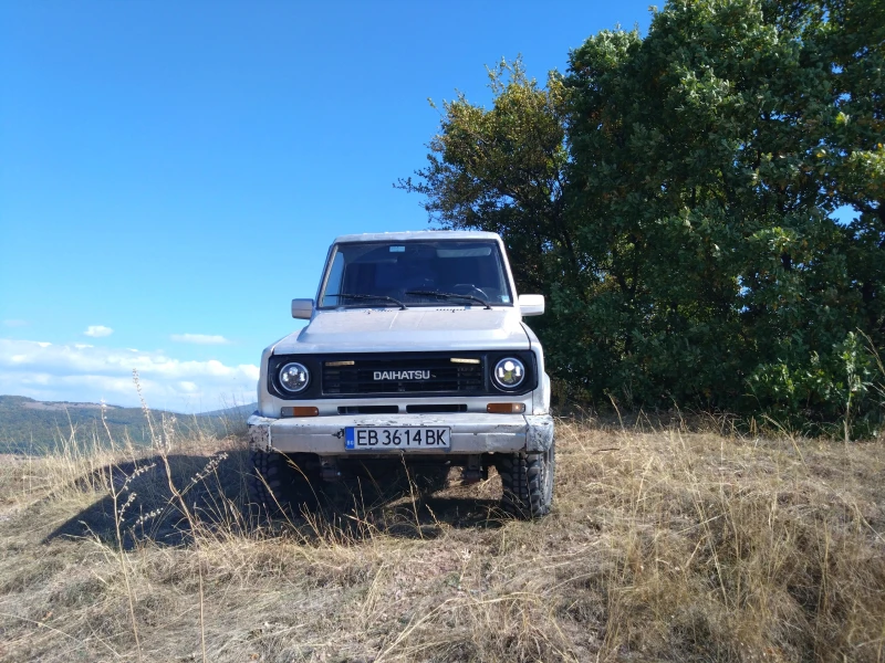 Daihatsu Rocky, снимка 10 - Автомобили и джипове - 51946586