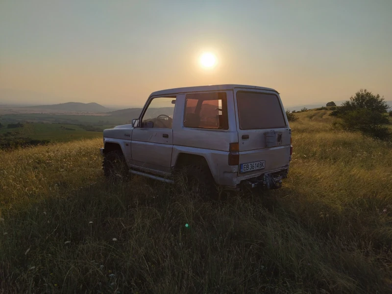 Daihatsu Rocky, снимка 17 - Автомобили и джипове - 51946586