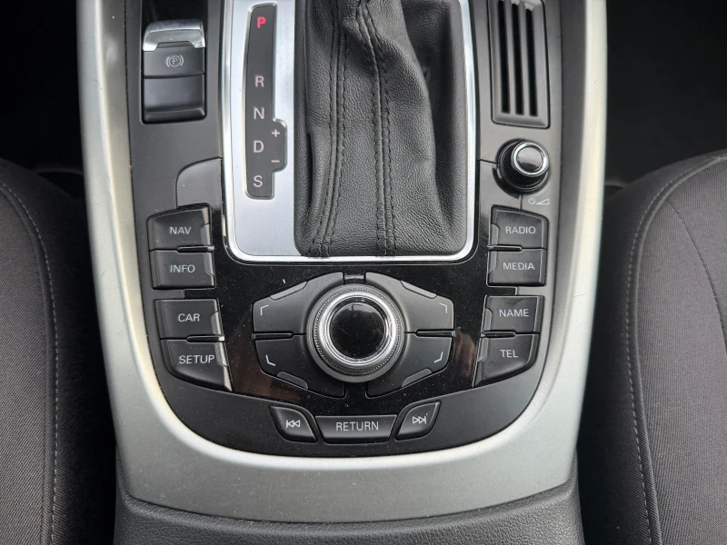 Audi Q5 2.0 TDI NAVI, снимка 14 - Автомобили и джипове - 52435148