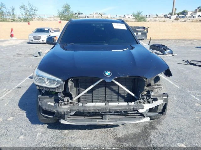 BMW X3 M40I| HARMAN/KARDON| ПАНО| HuD, снимка 2 - Автомобили и джипове - 53916274