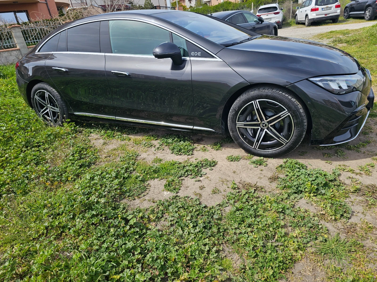 Mercedes-Benz EQE 300 AMG HYPER BURM DISTR GUARD KEYL W-PU - изображение 4