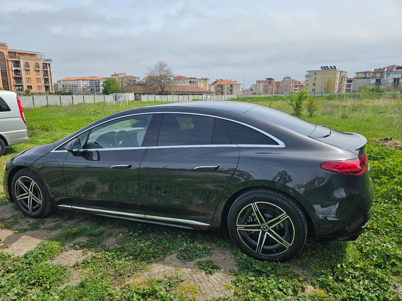 Mercedes-Benz EQE 300 AMG HYPER BURM DISTR GUARD KEYL W-PU - изображение 2