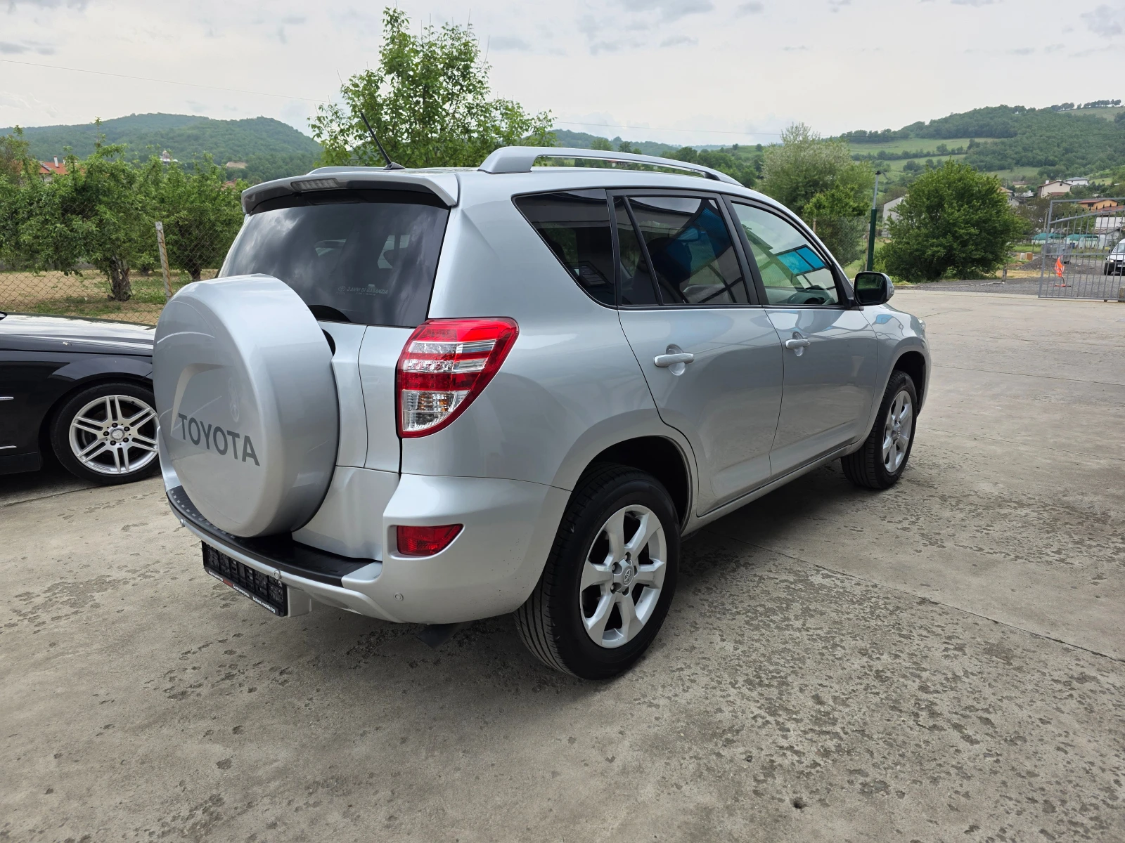Toyota Rav4 2.0i 147000km FULL KATO HOBA - изображение 8