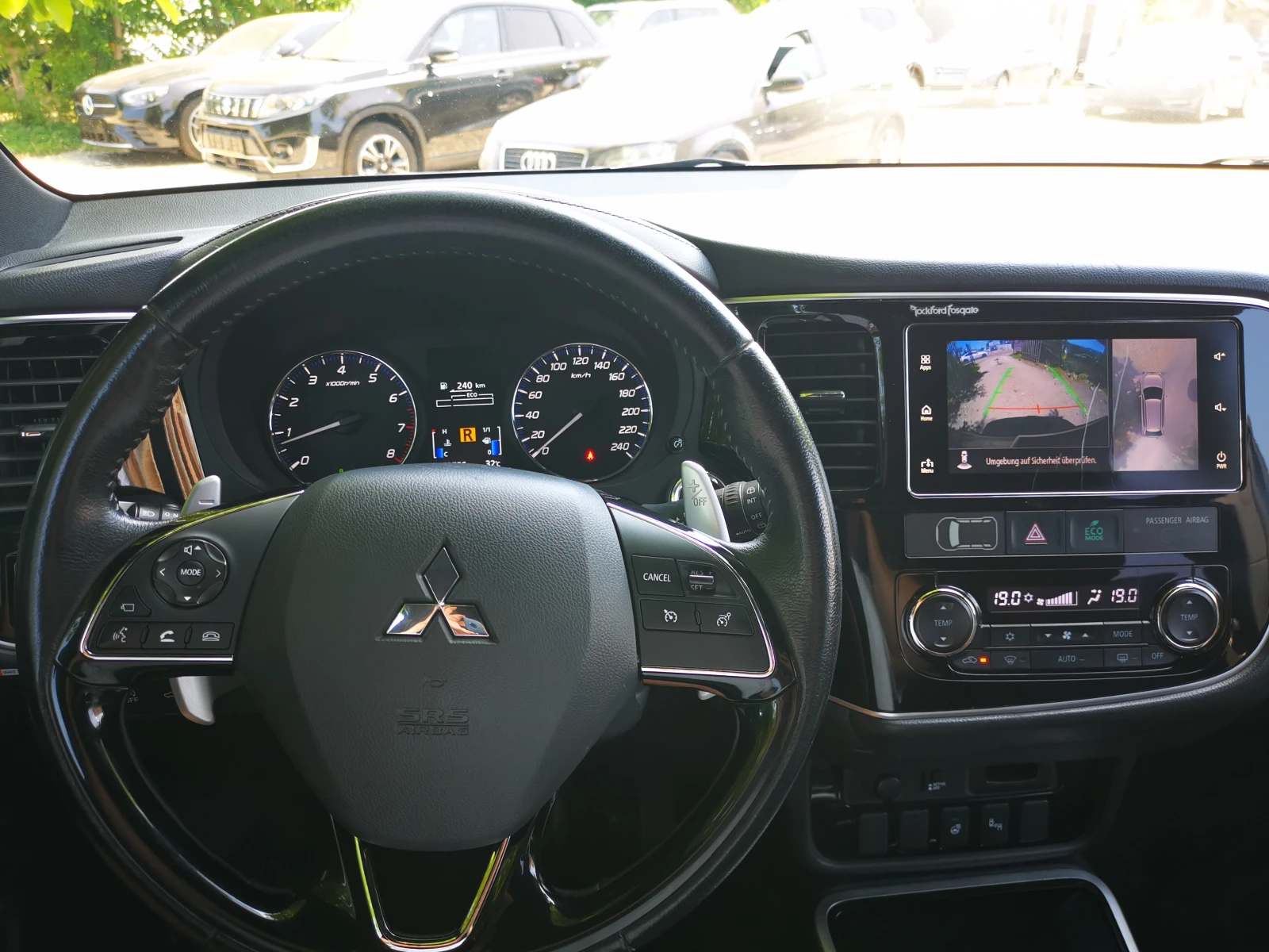 Mitsubishi Outlander 2.0i MIVEC EDITION+ /7места/360camera/Keyless - изображение 8
