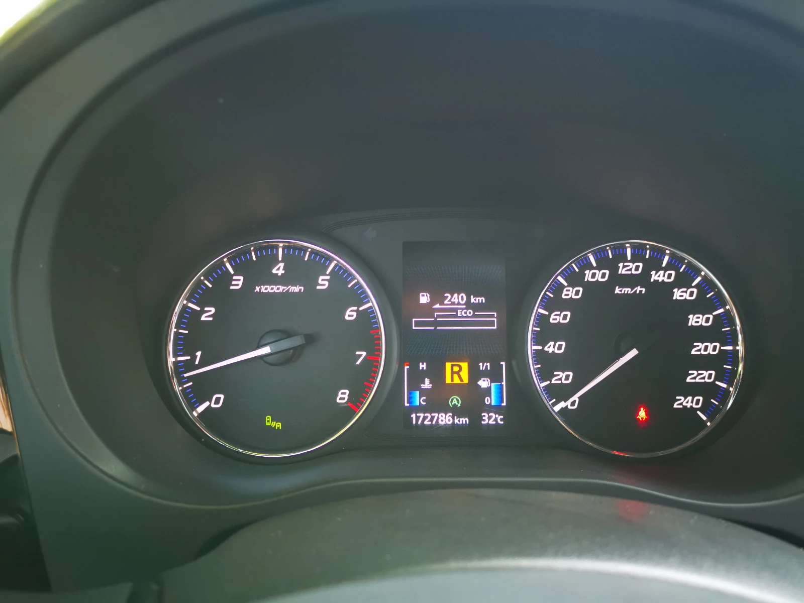 Mitsubishi Outlander 2.0i MIVEC EDITION+ /7места/360camera/Keyless - изображение 9
