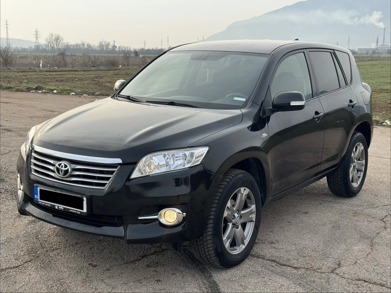 Toyota Rav4 2.2 D4D, снимка 3 - Автомобили и джипове - 53739359