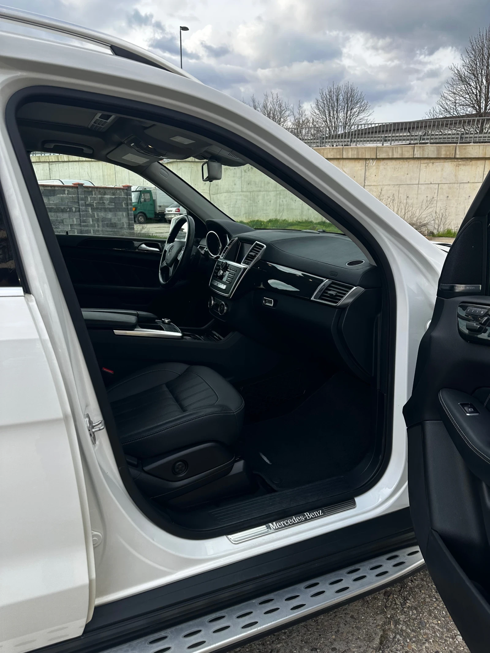 Mercedes-Benz GL 450, снимка 13 - Автомобили и джипове - 54059507