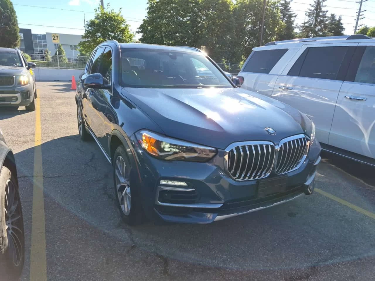 BMW X5 * XDRIVE40I * CARFAX * ПАНОРАМА * АВТОКРЕДИТ * , снимка 2 - Автомобили и джипове - 54914394
