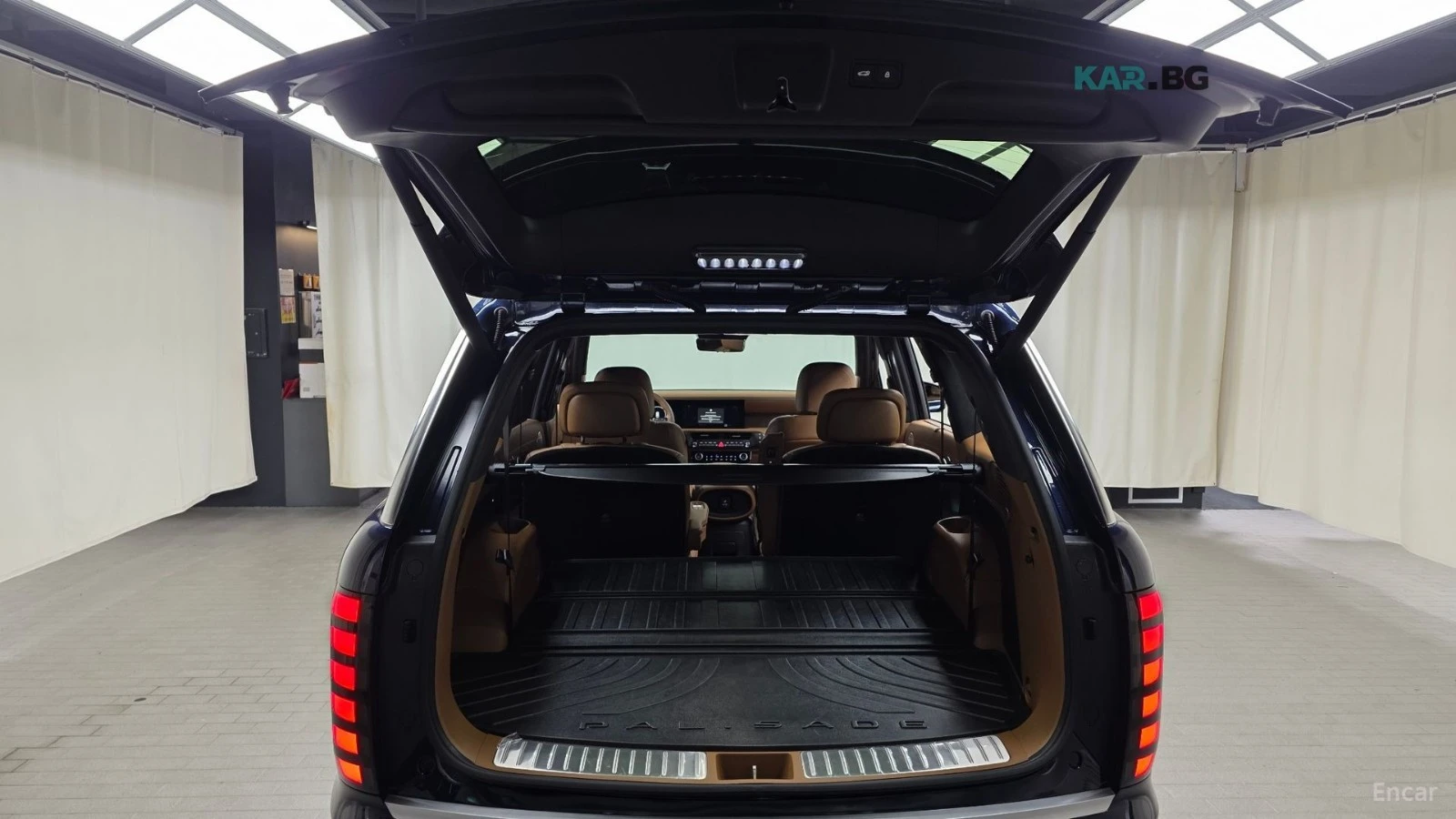Hyundai Palisade * 2.5T* AWD* CALLIGRAPHY* ПОДГРЕВ* ОБДУХВАНЕ* 360*, снимка 17 - Автомобили и джипове - 54916636