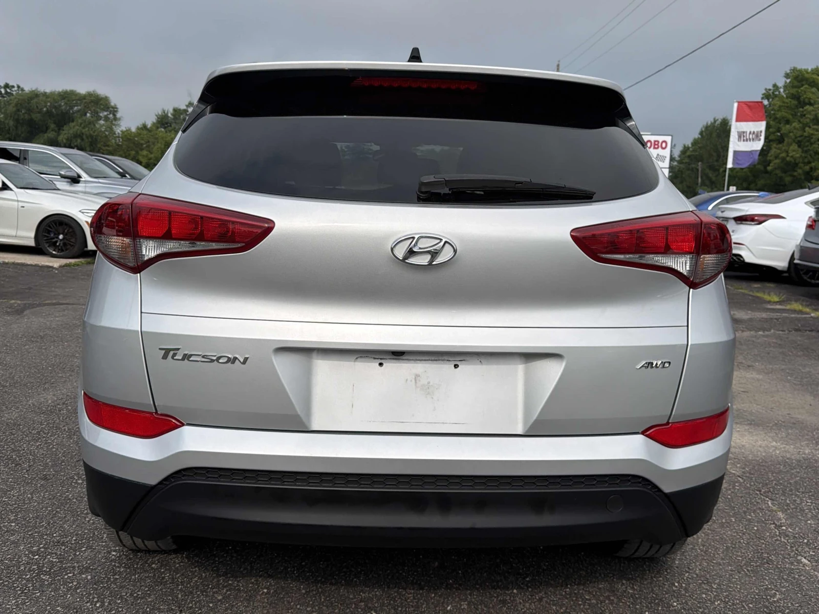 Hyundai Tucson, снимка 4 - Автомобили и джипове - 55703556