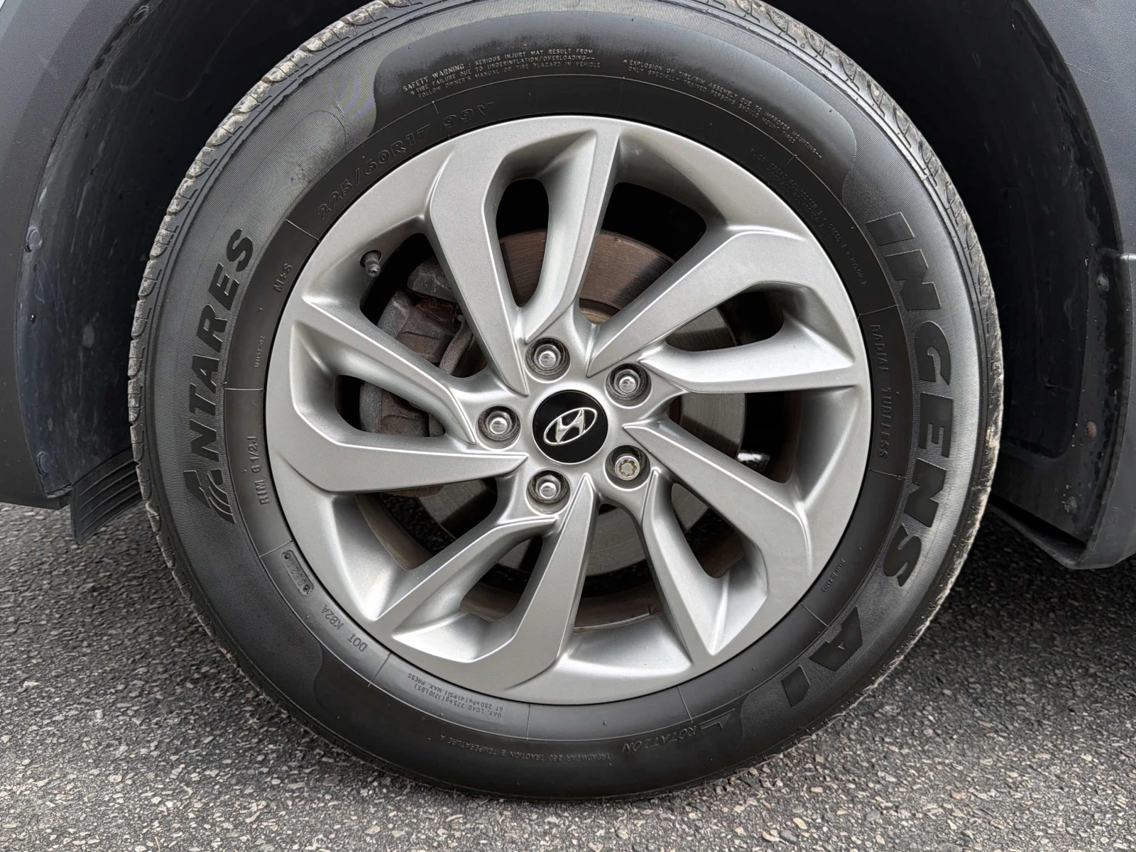 Hyundai Tucson, снимка 7 - Автомобили и джипове - 55703556